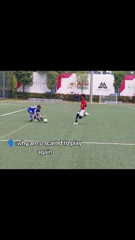 惡劣！這孩子可以終身禁止踢足球了